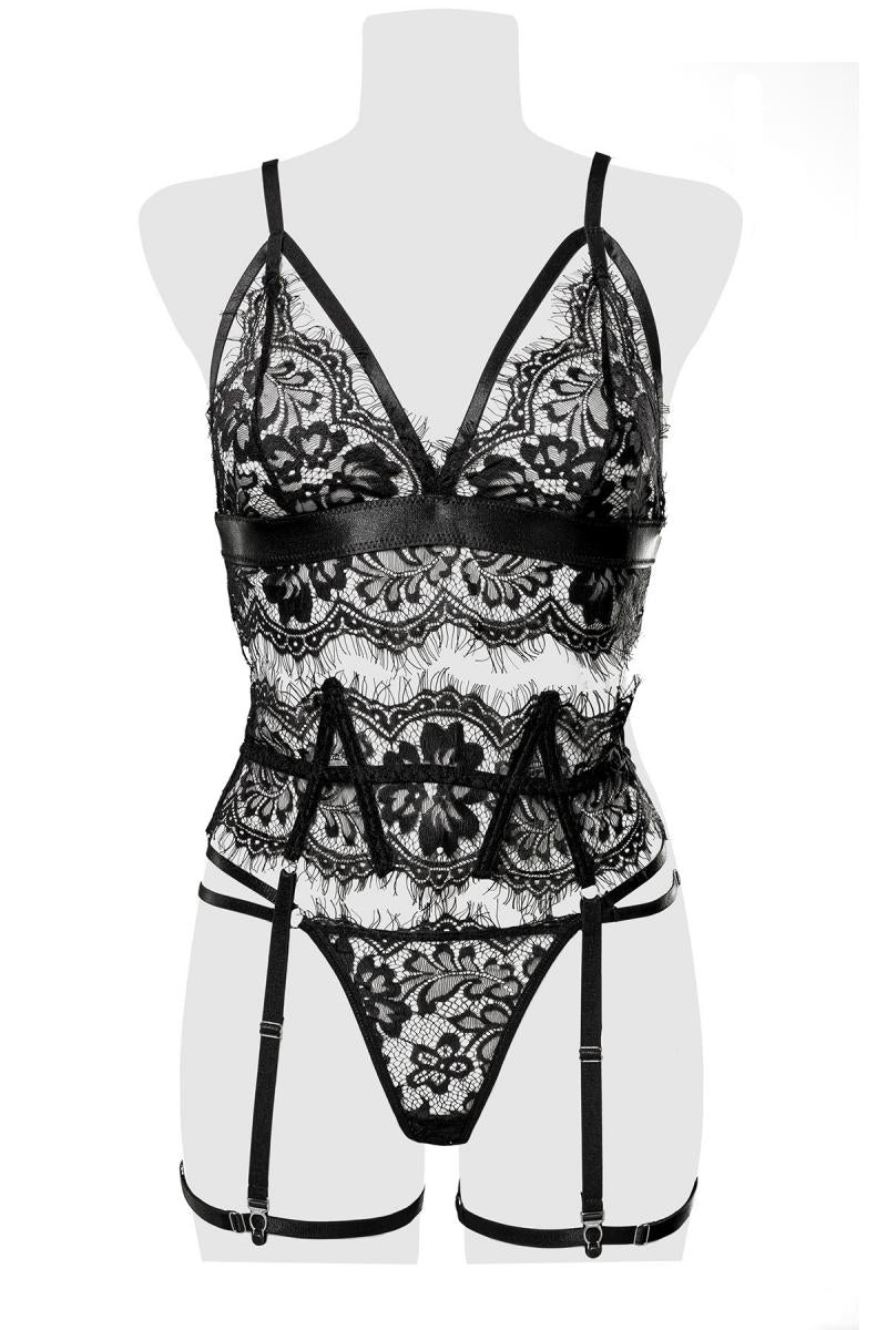 Erotisches Set mit Bralette, Strapsgürtel und String