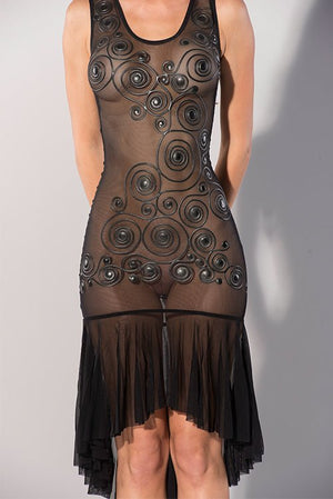 Ärmelloses Latexkleid mit Lockenmuster - Hinreissend