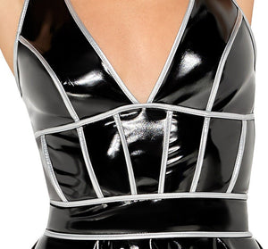 Kurzes Neckholder - Kleid aus Lack - Hinreissend