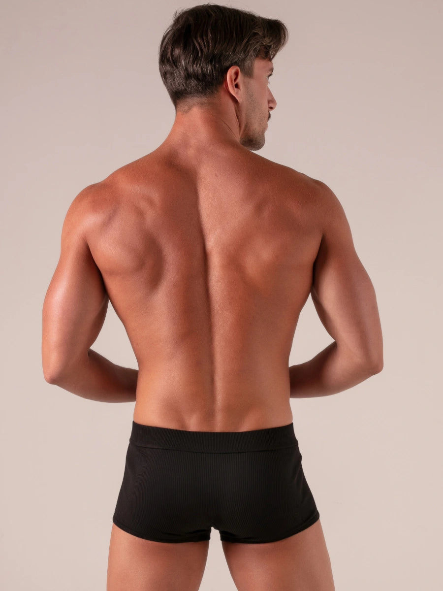 Absolu Male TOF Paris – Laced Trunks – Absolu Male – Rückansicht – sexy maskuliner Herrenlook in Schwarz