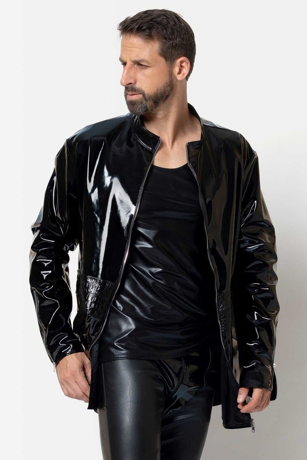 Lange schwarze Herren Lackjacke "Holger" von Patrice Catanzaro - Hinreissend