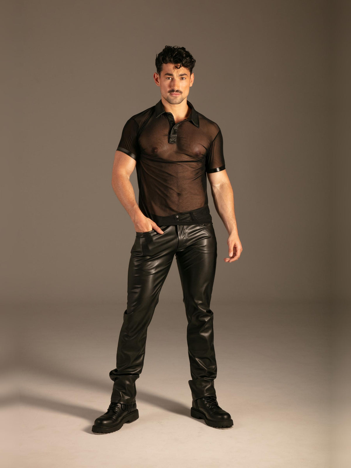 Mesh Polo Schwarz Herren von vorne – KYNX