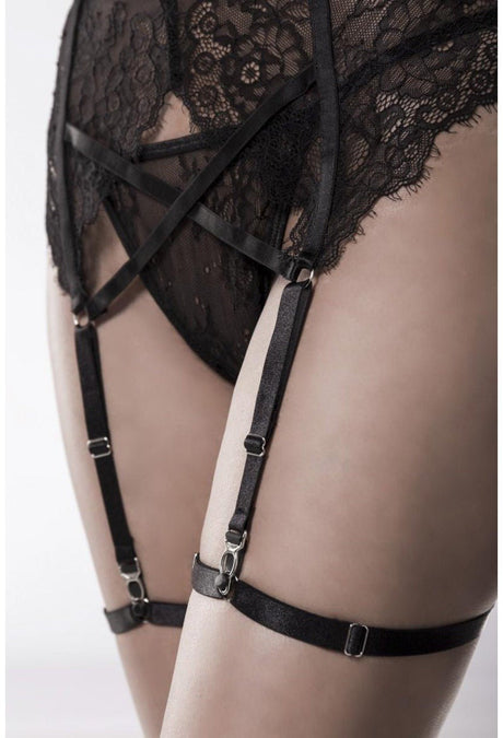 Verführung in Spitze: Das 3 - teilige Set von Grey Velvet - Hinreissend