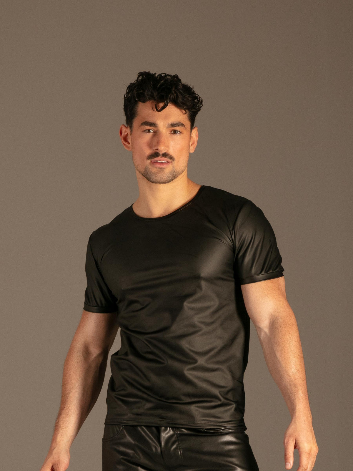 Wetlook T-Shirt Schwarz Herren Detail – KYNX